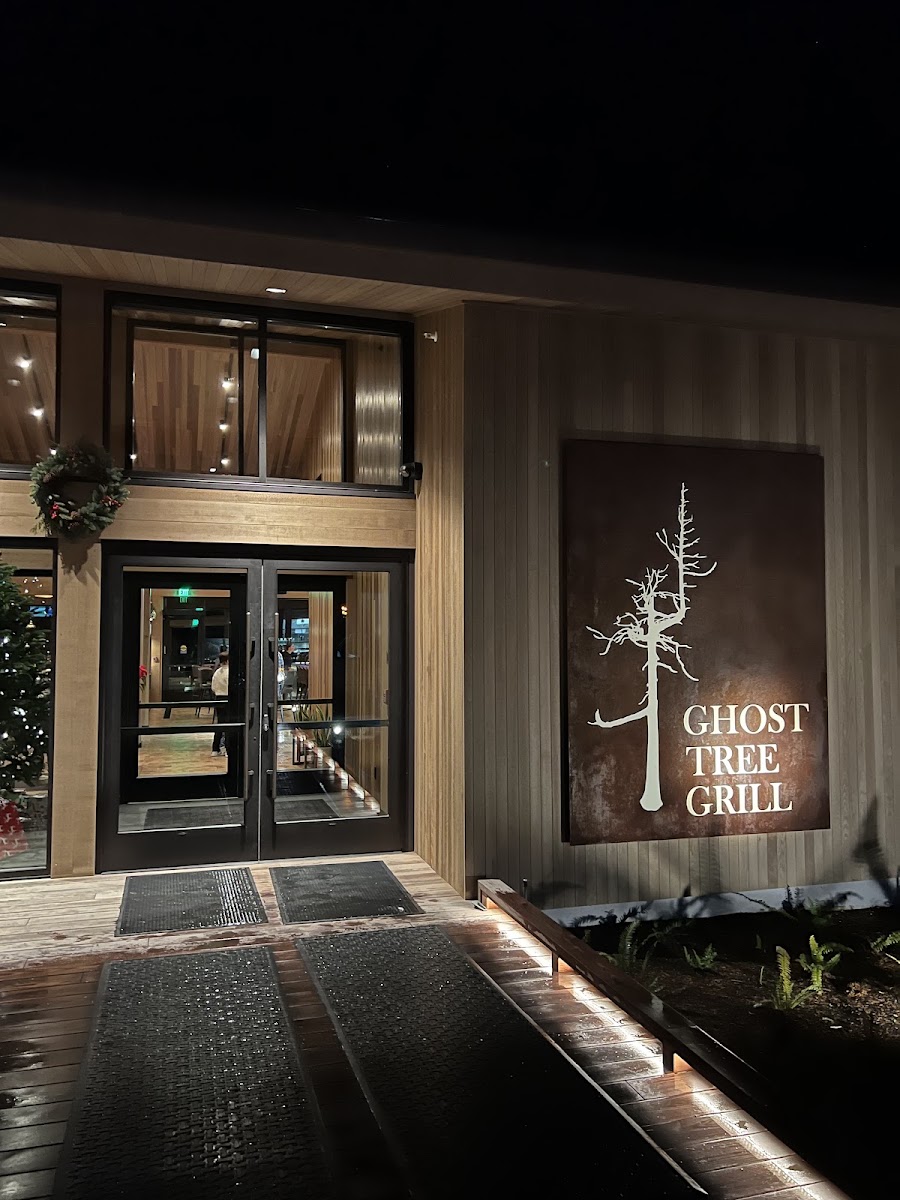 Banner Ghost Tree Grill 01